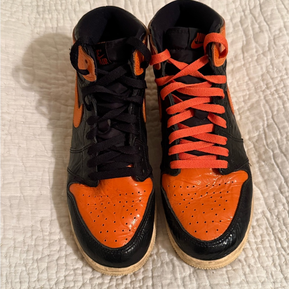 JORDAN 1 RETRO HIGH OG GS 'SHATTERED BACKBOARD 3.0' Size 7Y - Picture 3 of 7